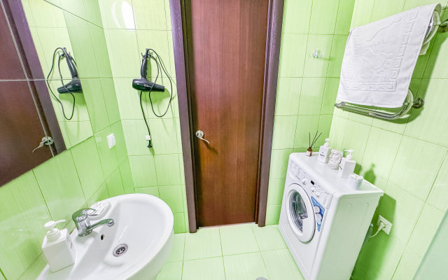 S zaseleniyem Lutshiy servis Posutochno50 Apartments