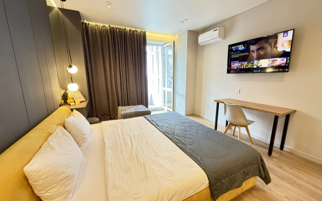 Апартаменты возле ТЦ Горизонт