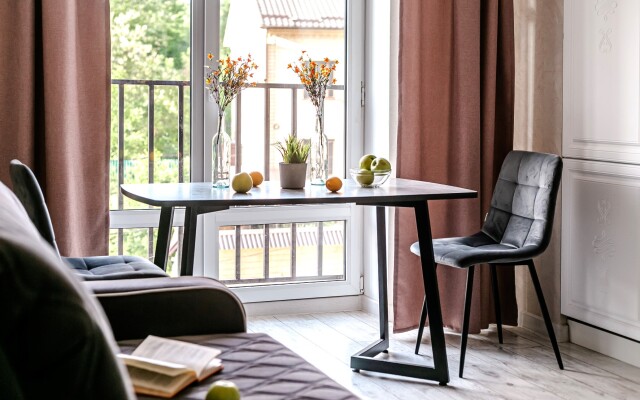 Апартаменты Мята Ирины Савельевой - У входа в парк к долине роз