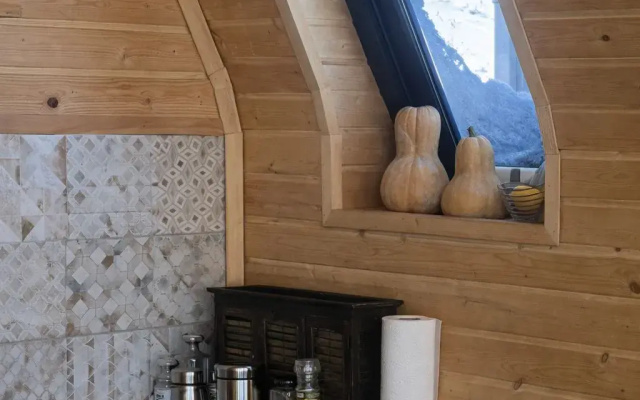 Шале Kazbegi Spa Resort Cottages