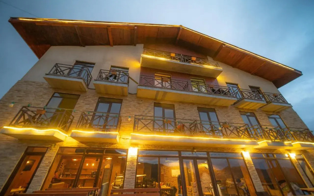 Chalet Papa Basili