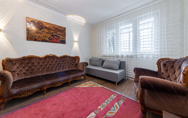 Vintazhnaya kvartira vozle metro Flat