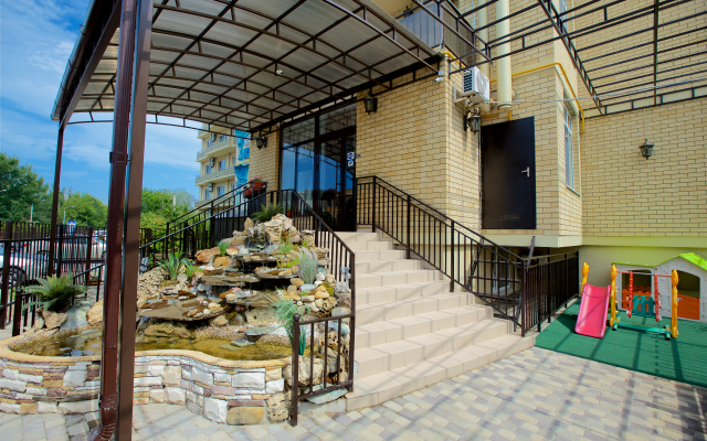 Katran Hotel