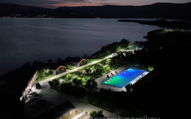 Персиковый Остров