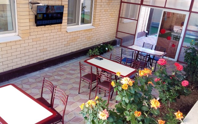 Utyos chastnoye domovladenie Guest House