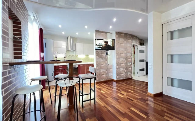 Квартира на Улице 60-летия Октября 15