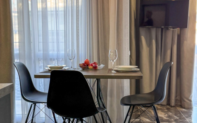 Akvamarin Stilnaya Studiya Na Pervoy Beregovoy Linii Flat