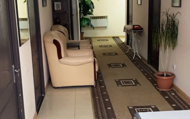 Komitas Guest House