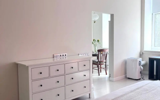 Квартира с Просторной Спальней