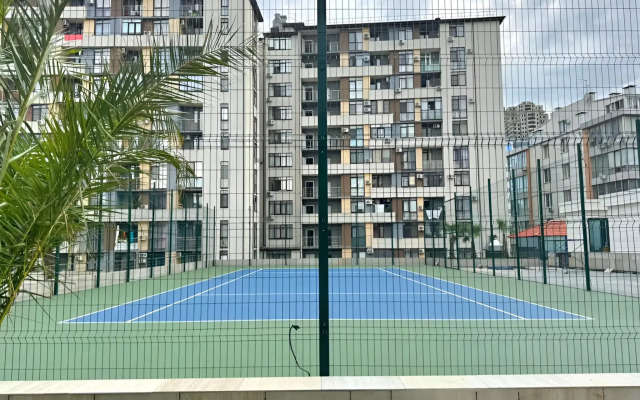 Квартира с бассейном на территории МореСолнцеАпарт