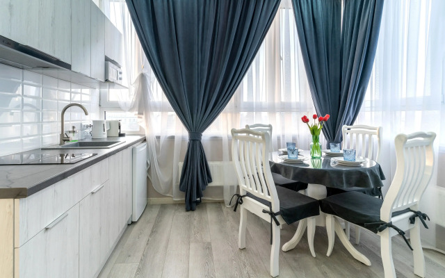 Brilliant Apart Energy s Dzhakuzi i Kaminom Apartments