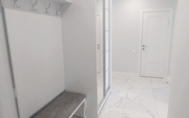2-h komnatniye Lyuks V Tsentre Novyij Dom Apartments, 75 m2