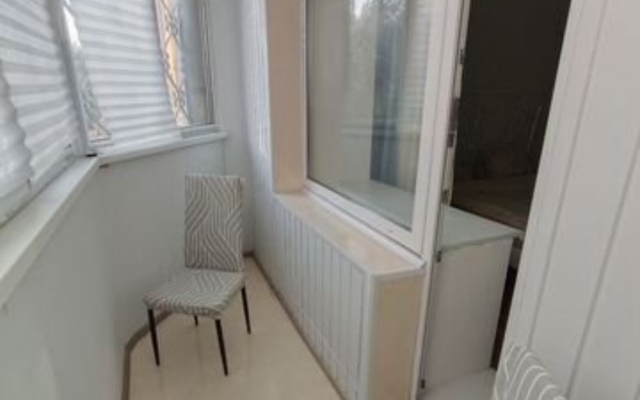 2-Komnatnaya Uyutnaya Ul,dachnaya, 28 Flat