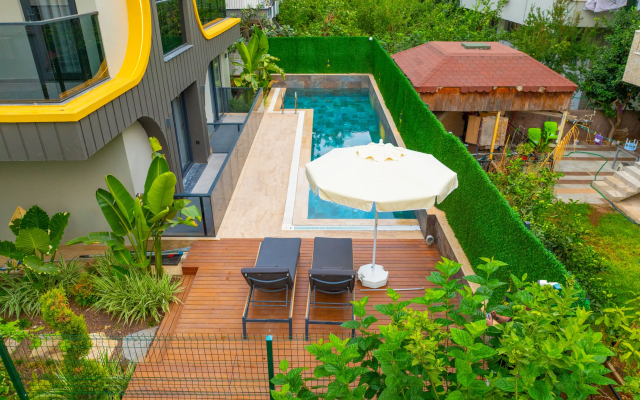 Апарт-отель Zeluxe Suite