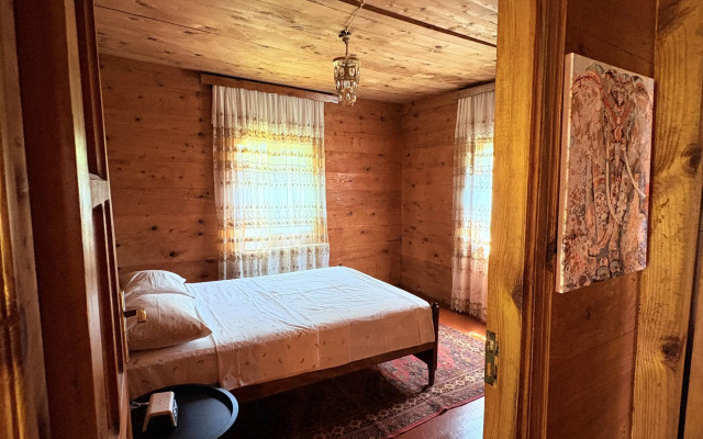 Wooden House Tsikhisdziri Private House