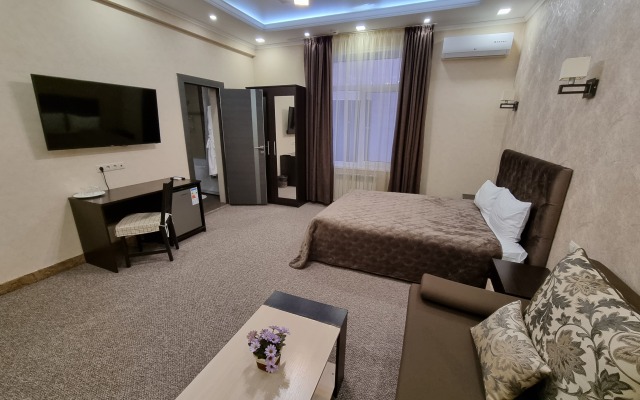 Vostok Hotel