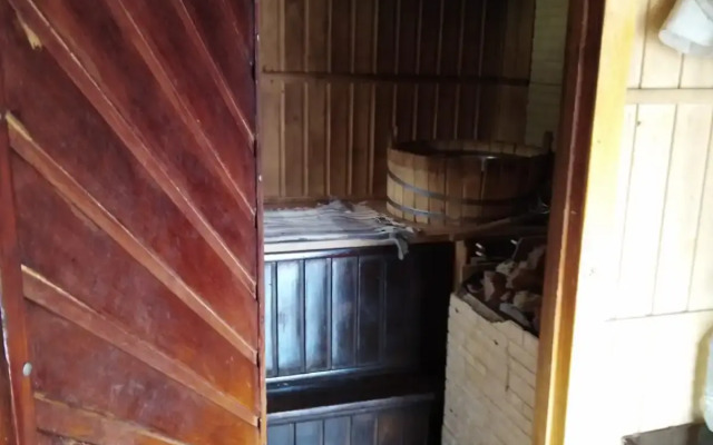 K Baklanu Banquetniy zal Private house
