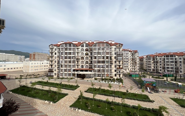 Квартира двухкомнатная Крымская 22/12