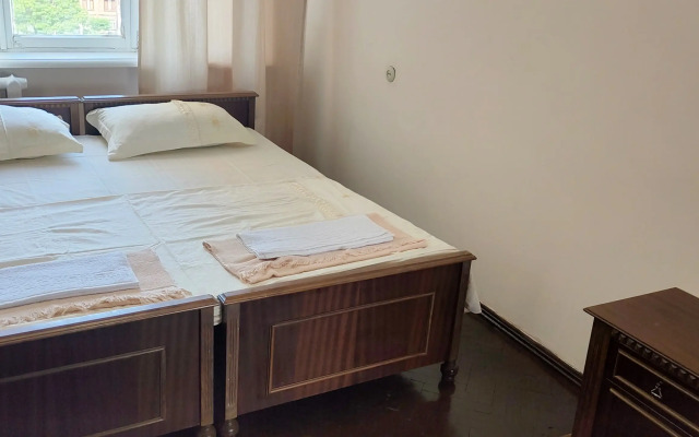 Solnechnaya v Tsentre Flat