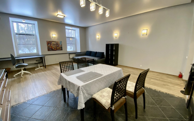 Dvukhkomnatnye Na Naberezhnoy Kanala Griboyedova Apartments