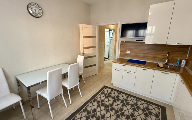 Апартаменты Строителей 20а