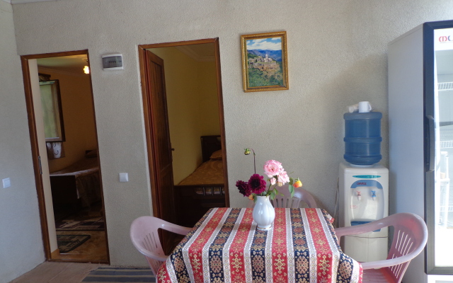 Anush`s B&B Guest House