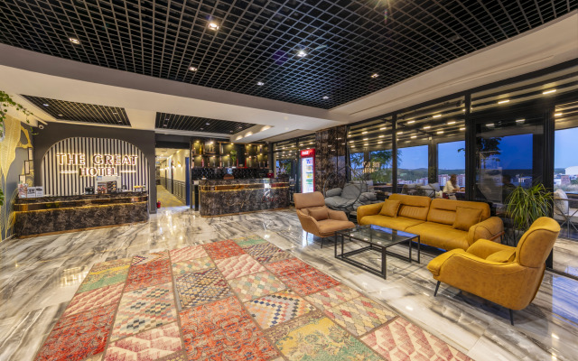 The Great Airport Hotel