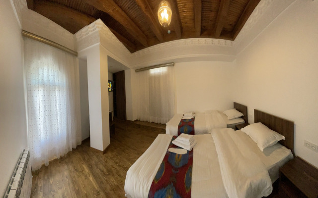 Mahbubakhon Guest House