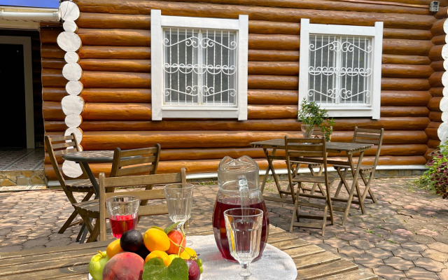 Pod Klych na Kompanyu do 14 chelovek Guest House