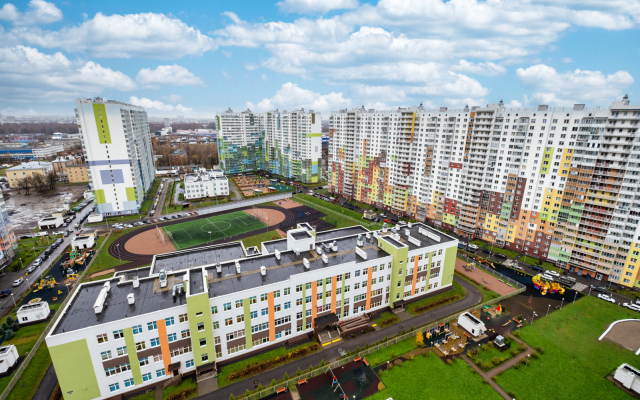 Apartments U Metro Ladozhskaya