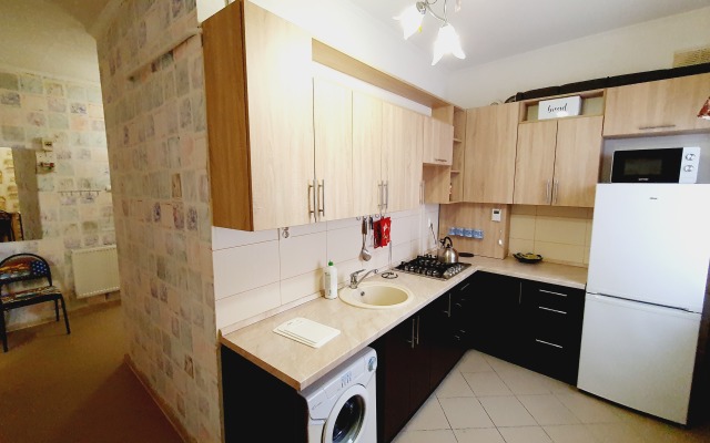 Na Zheleznodorozhnoj 12 Apartments