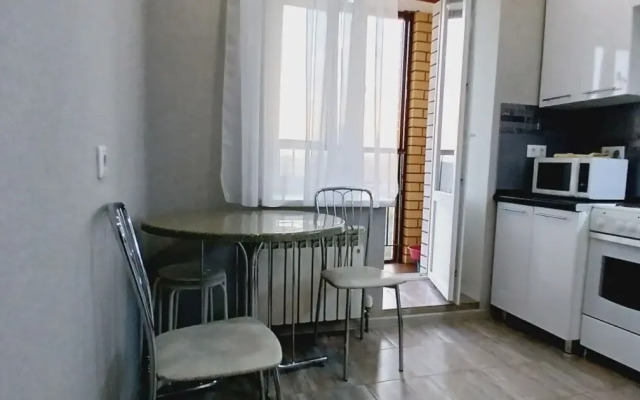 Апартаменты на Пилотской 37