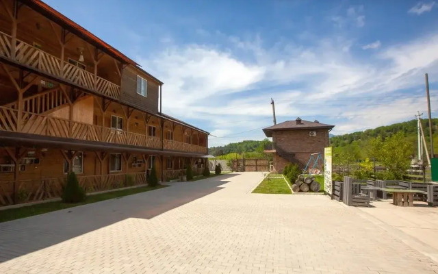 Gloriya Hotel