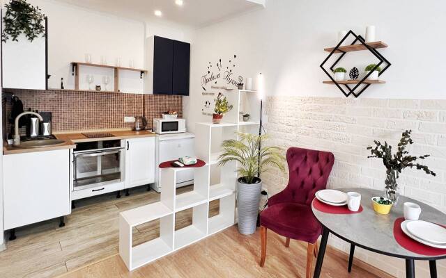 Kvartiru Nado V Mikrorayone Suponevo 12 Apartments