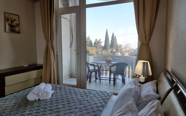 Apartments Maiden Tower apart