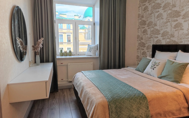 Квартира видовая в Золотом треугольнике Петербурга