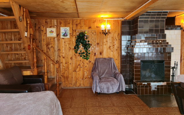 Гостевой Дом с Камином и Баней у Озера