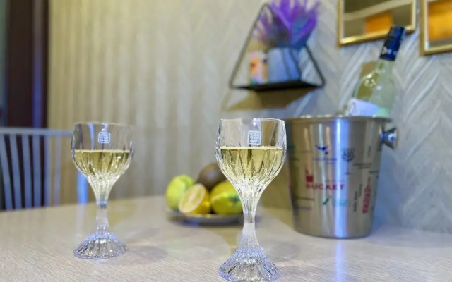 Квартира AppartDeLuxe Линейная 88