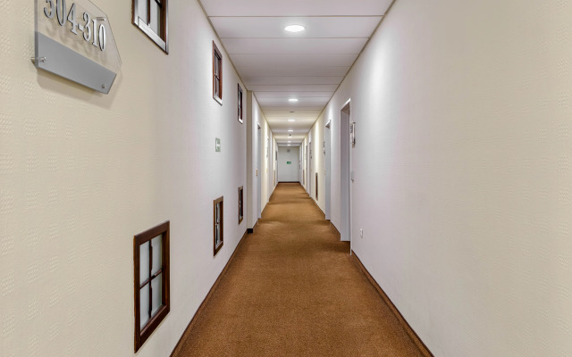 Classic Dom Hotel