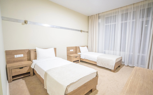 Dream Hotel
