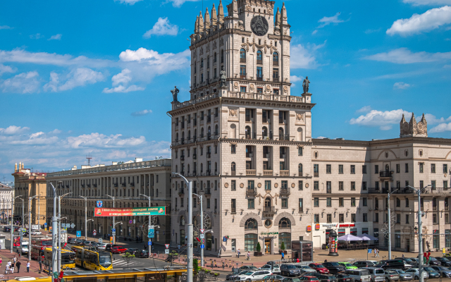 Dvukhkomnatnaya Vozle Vokzala Flat