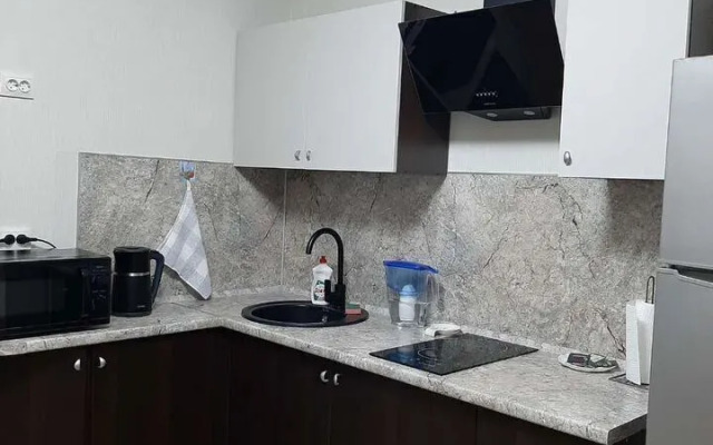 V Khoroshem Rayone S Udobnym Mestoraspolozheniem Flat