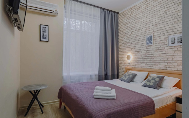 Отель Априори