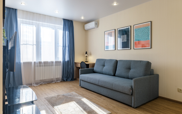 Na Frunze 15 Flat