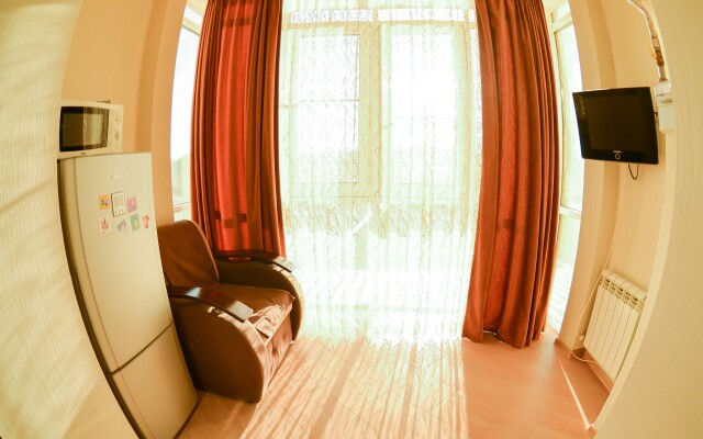 Golden House Apartments