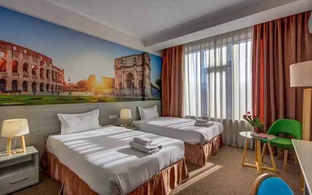 Bridges Hotel