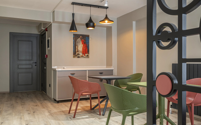 Calanthe Residence Aparthotel