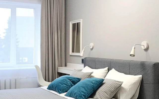 Siniy Aktsent Flat