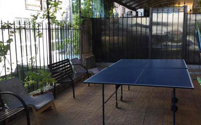 San-Mari Guest House