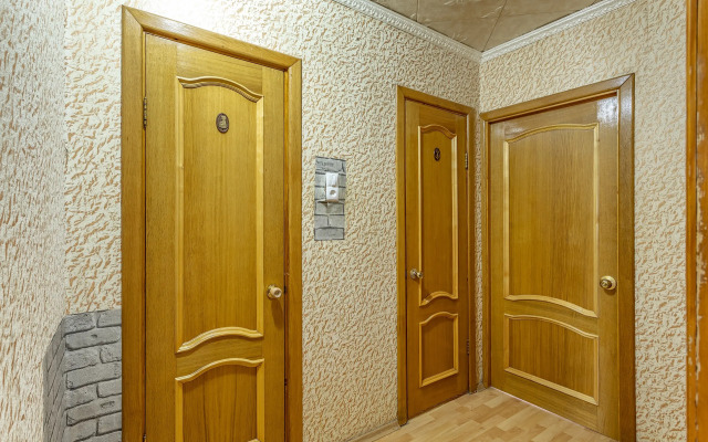 Trekhkomnatnaya Dlya Komandirovannykh Flat